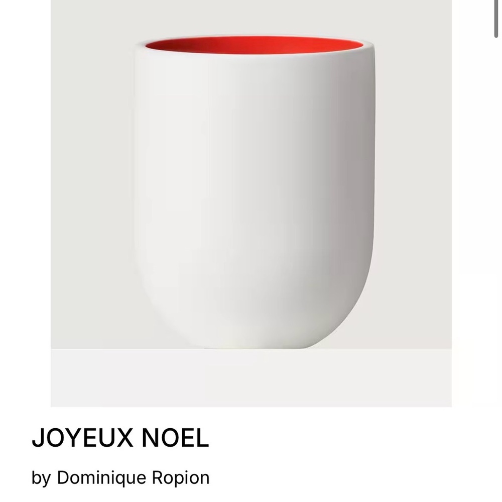 Frederic Malle JOYEUX NOEL
by Dominique Ropion Candle